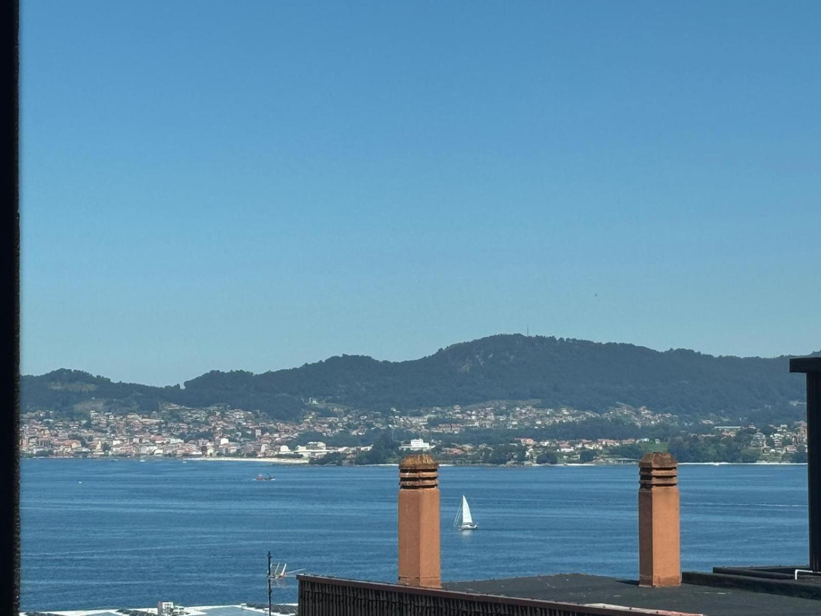Apartamento Centrico Con Garaje Vigo Esterno foto